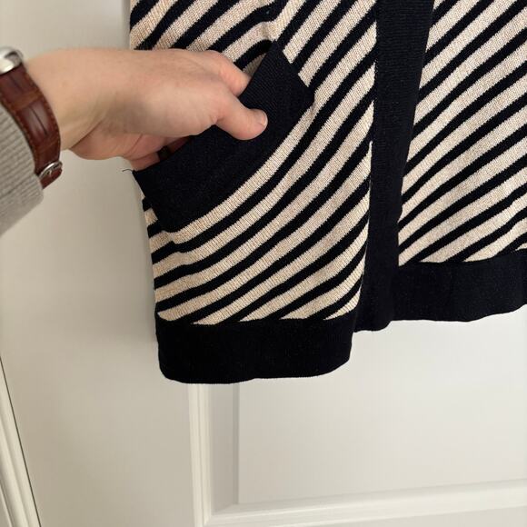 Chico's Travelers Open Cardigan Wrap Metallic Gold and black stripes size 1/Med - Picture 4 of 7